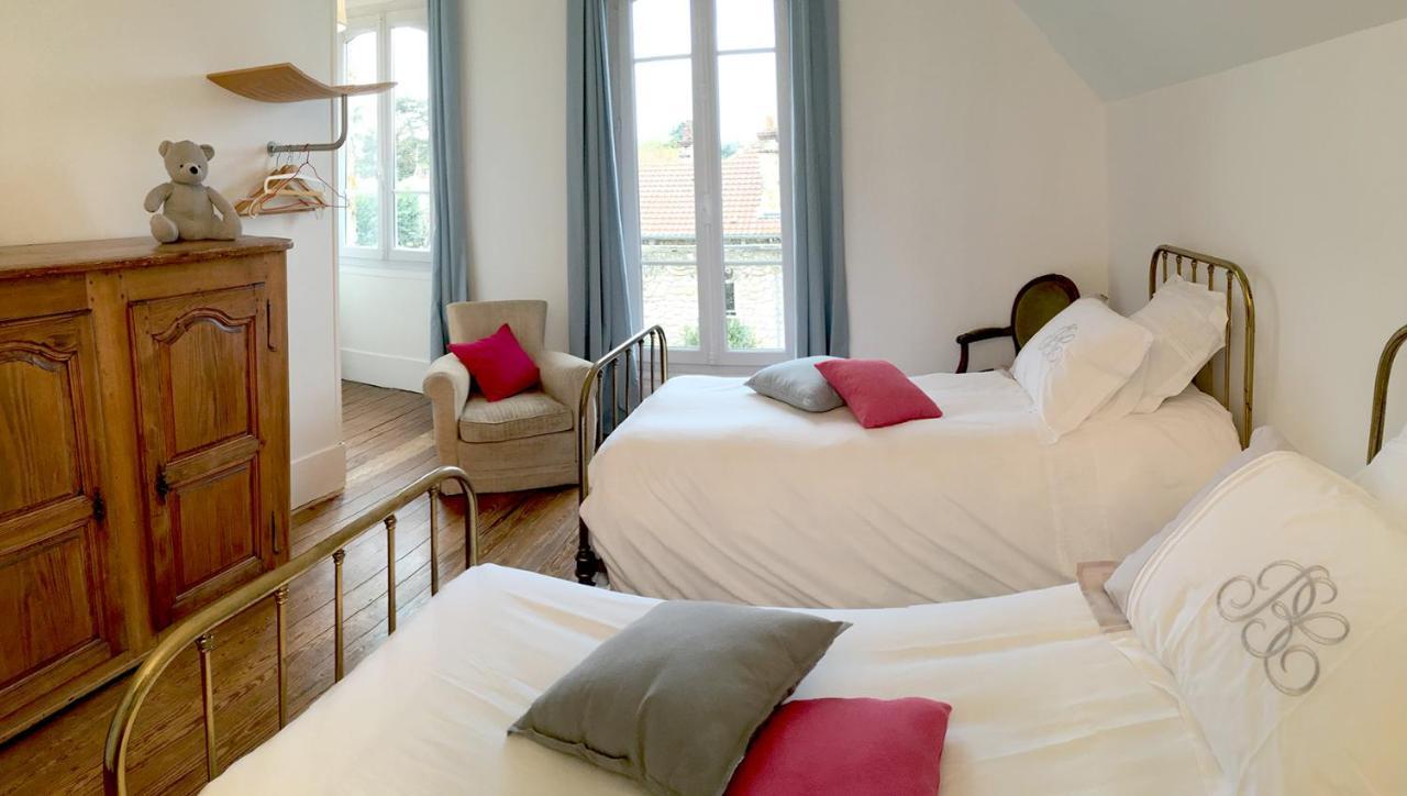 Couette-café Les De Louis Le Chesnay (Yvelines)